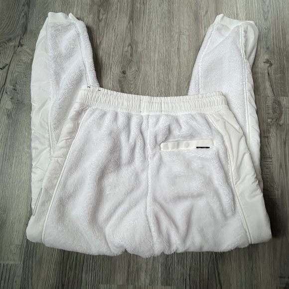 Air Jordan Flight Fleece Jogger Sweats white fuzzy size small euc - Picture 5 of 6